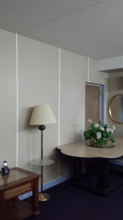 Manor Motel Minooka Ngoại thất bức ảnh