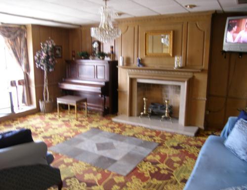 Manor Motel Minooka Ngoại thất bức ảnh