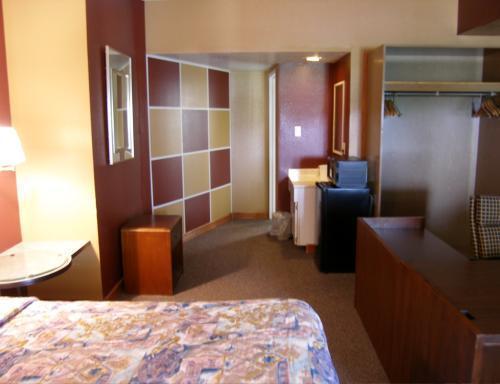 Manor Motel Minooka Ngoại thất bức ảnh